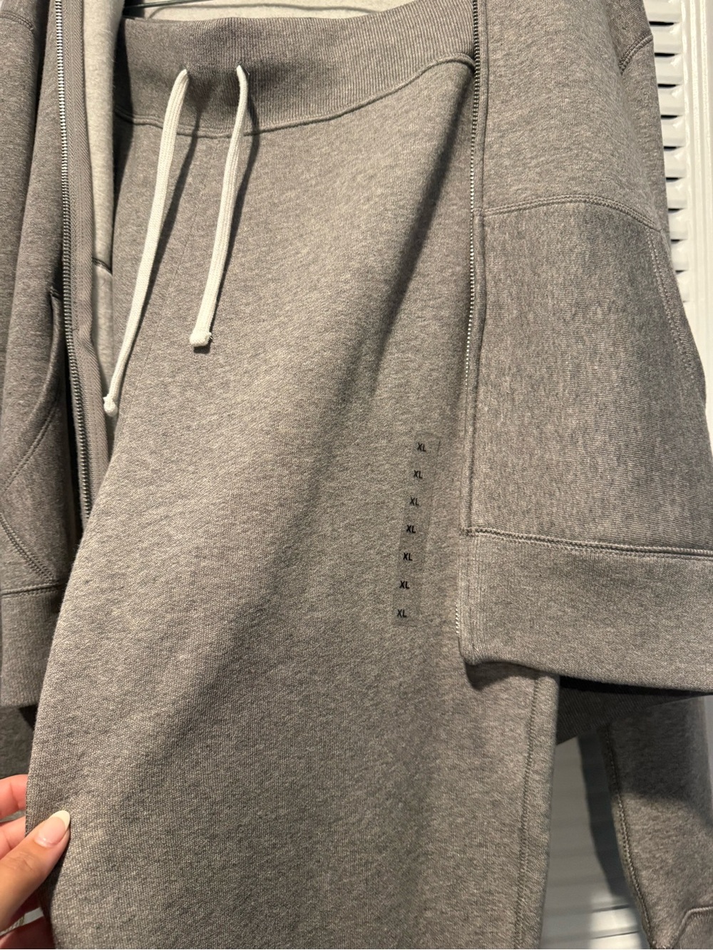 Ralph Lauren Polo Cozy Gray Hoodie and Sweatpants Set - Picture 4 of 7